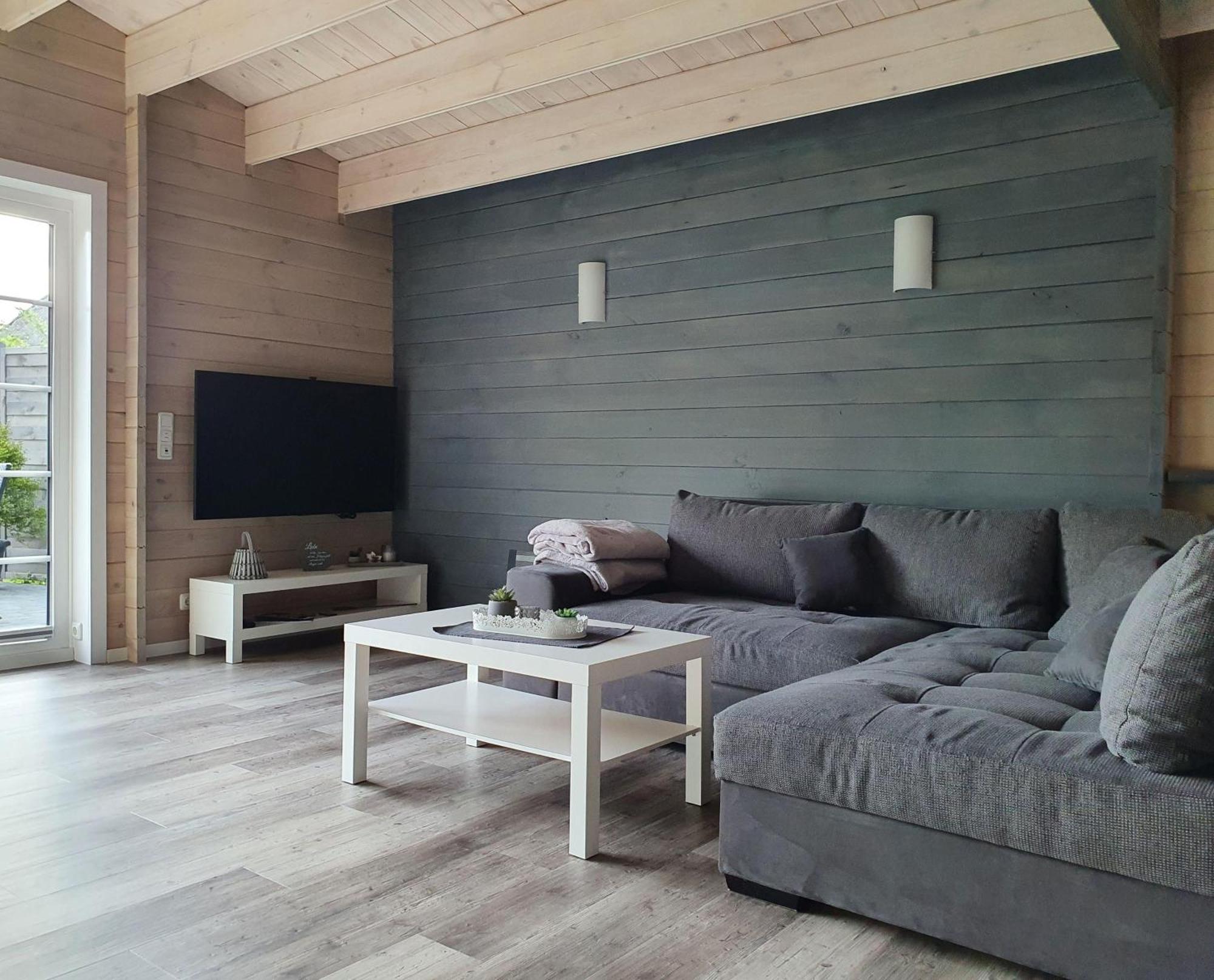 Idyllisches-Blockbohlenhaus-Mit-Eigenem-Garten-Und-Sauna-Zum-Wohlfuehlen Martensrade 외부 사진