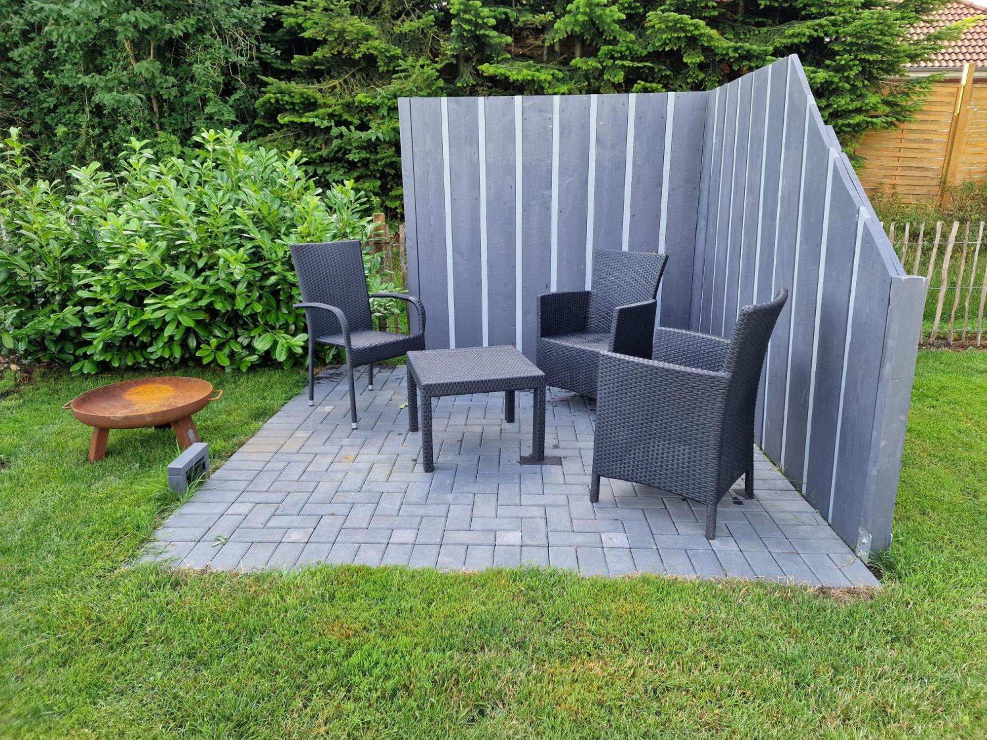 Idyllisches-Blockbohlenhaus-Mit-Eigenem-Garten-Und-Sauna-Zum-Wohlfuehlen Martensrade 외부 사진